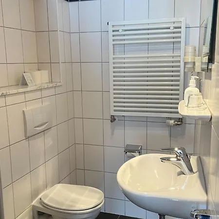 Bacharacher Hof באכאראך