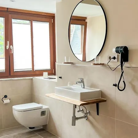 מלון Bacharacher Hof באכאראך