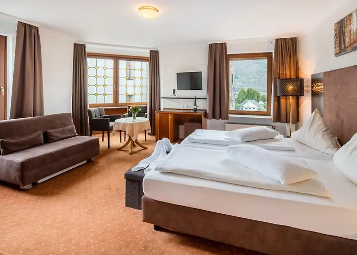 Hotel Bacharacher Hof 3*